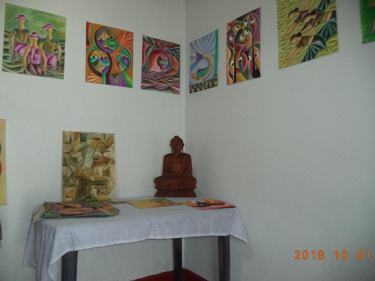 Rekha Art Gallery & Restaurant Bed & Breakfast Mirissa Luaran gambar