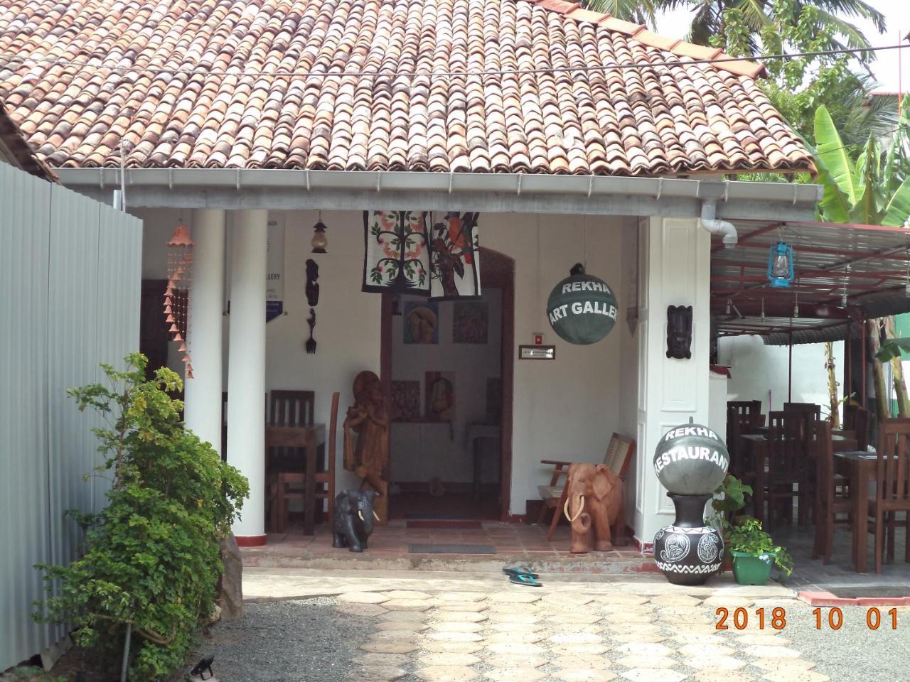 Rekha Art Gallery & Restaurant Bed & Breakfast Mirissa Luaran gambar